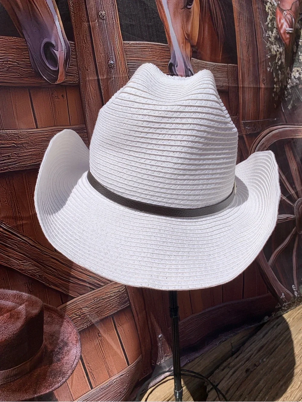 White Straw Cattlemen Cowgirl Hat Adjustable w/Shapable Brim - Picture 2 of 8